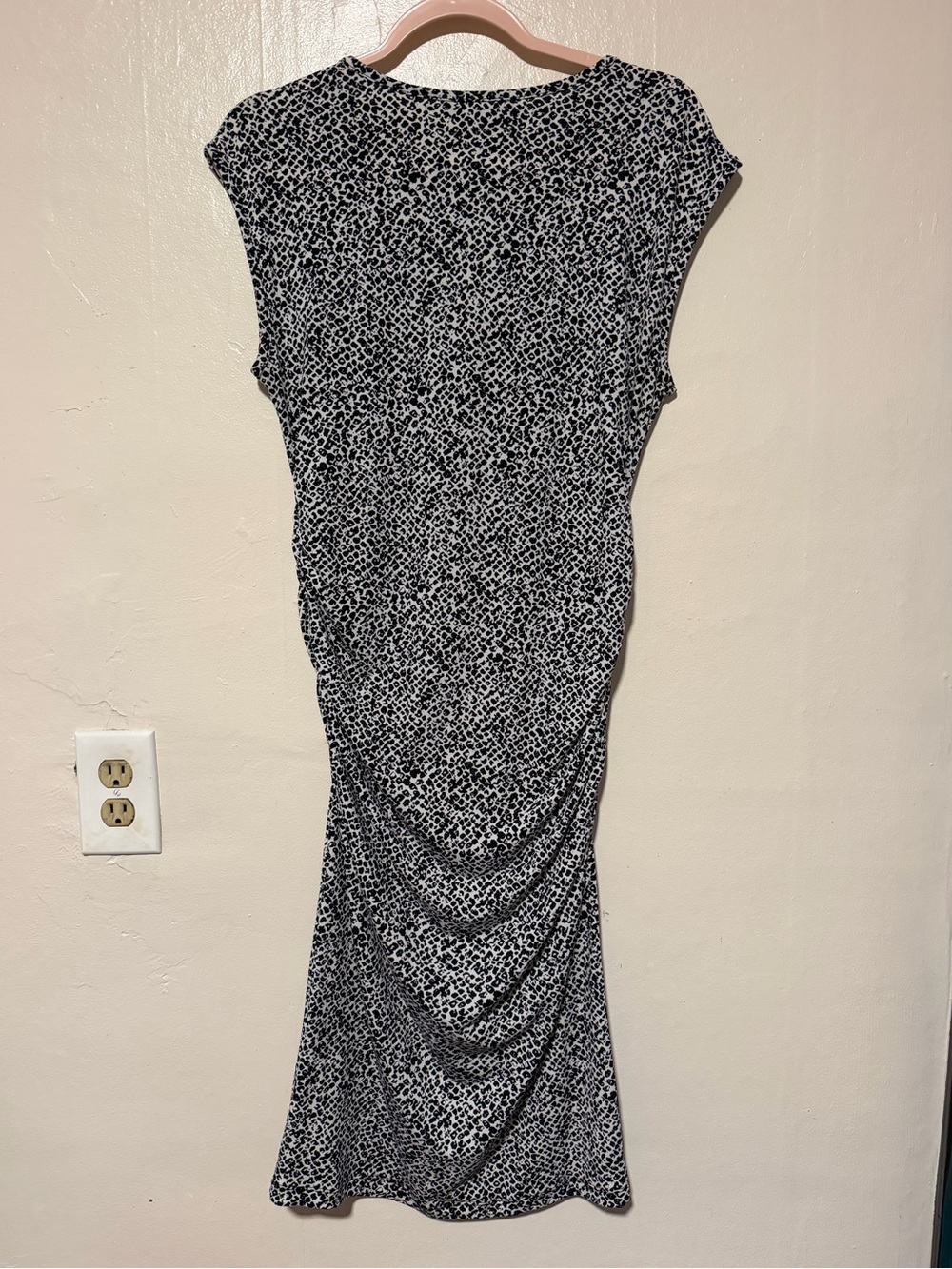 Banana Republic Sleeveless Dress - Picture 3 of 3